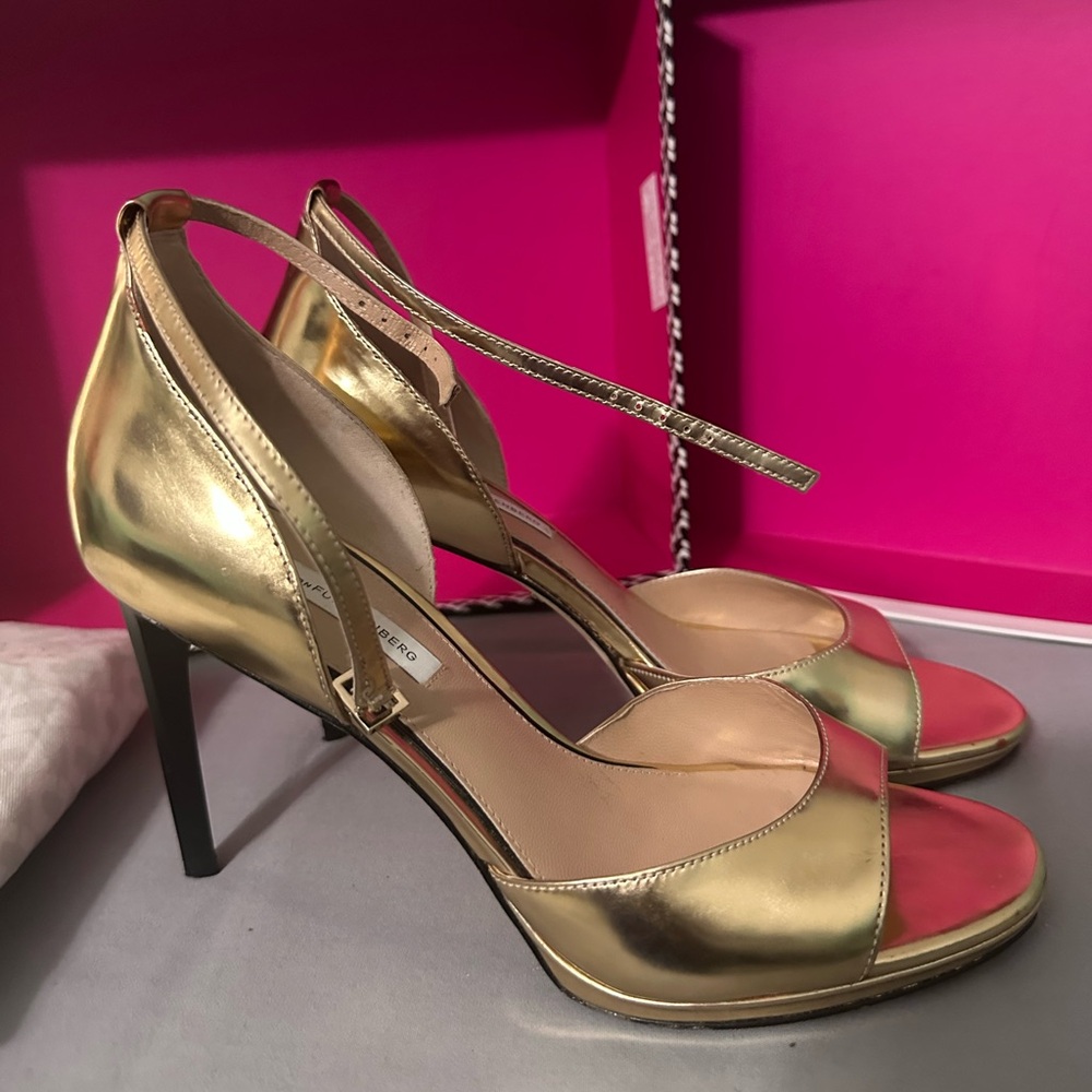 Diane von Furstenburg Gold High Heel Sandals